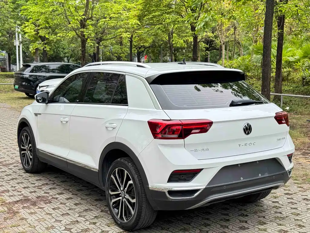 Volkswagen T-Roc 2022 — фото 4
