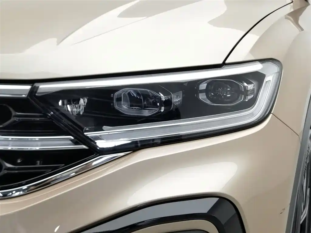 Volkswagen T-Roc 2024 — фото 7