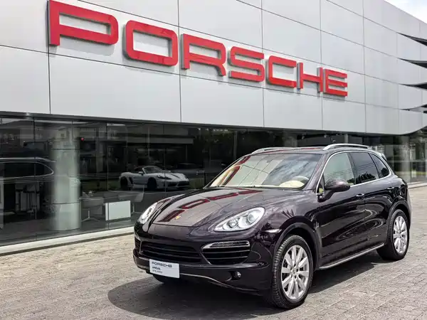 Porsche Cayenne 2011