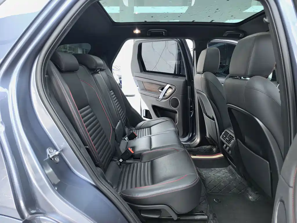 Land Rover Discovery Sport 2021 — фото 11