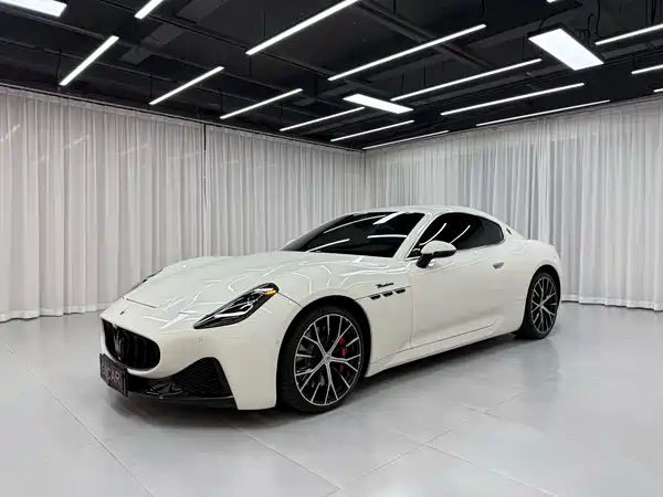 Maserati Granturismo 2024