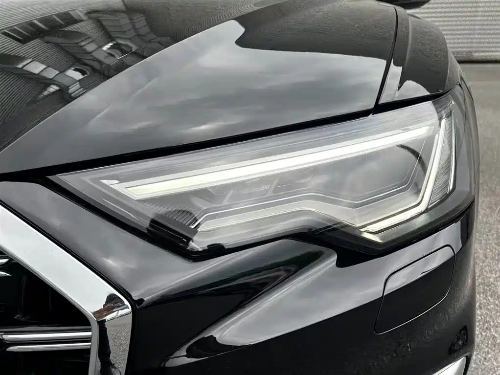 Audi A6L 2025 — фото 15