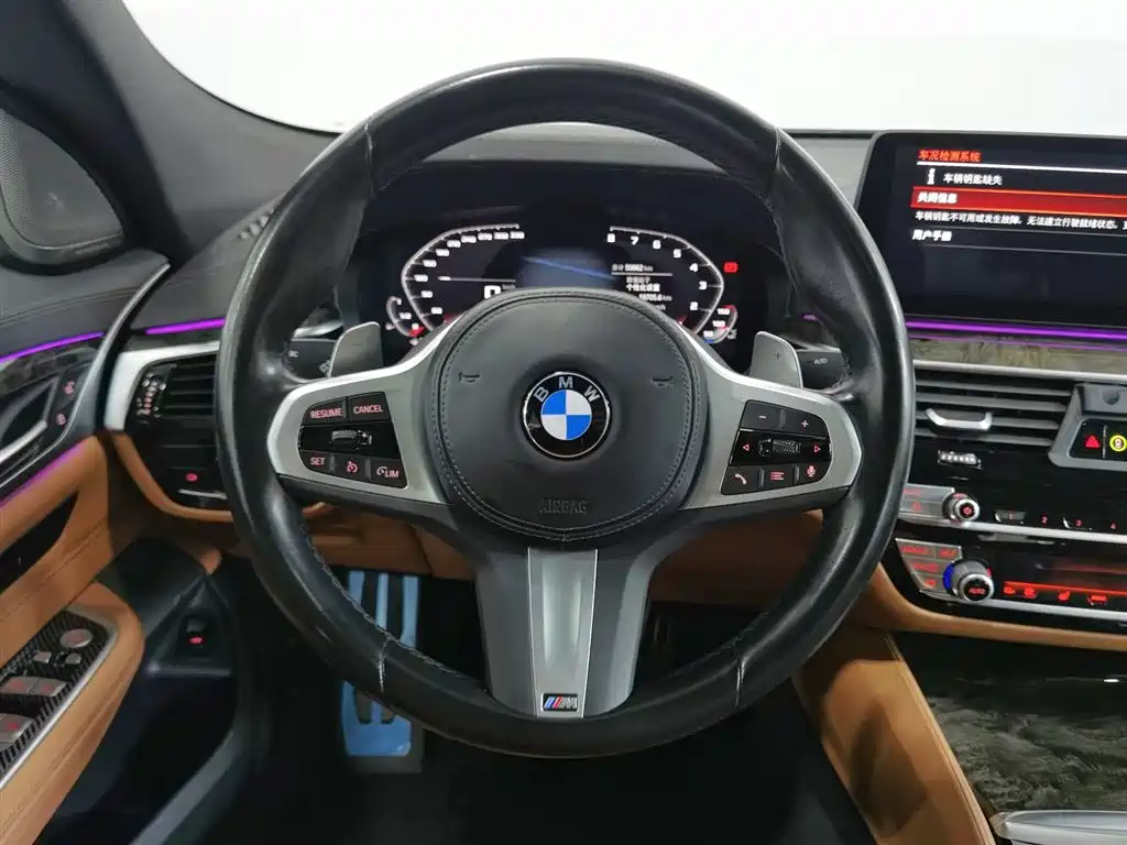 BMW 6 Series GT 2023 — фото 11