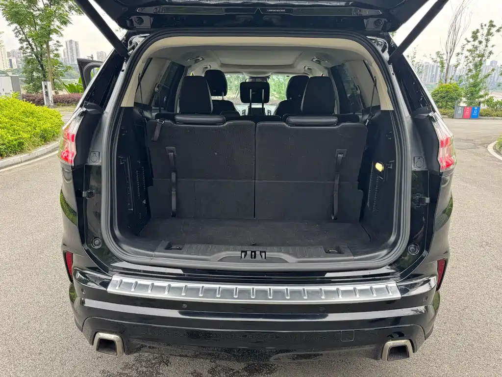 Ford Edge 2020 — фото 11