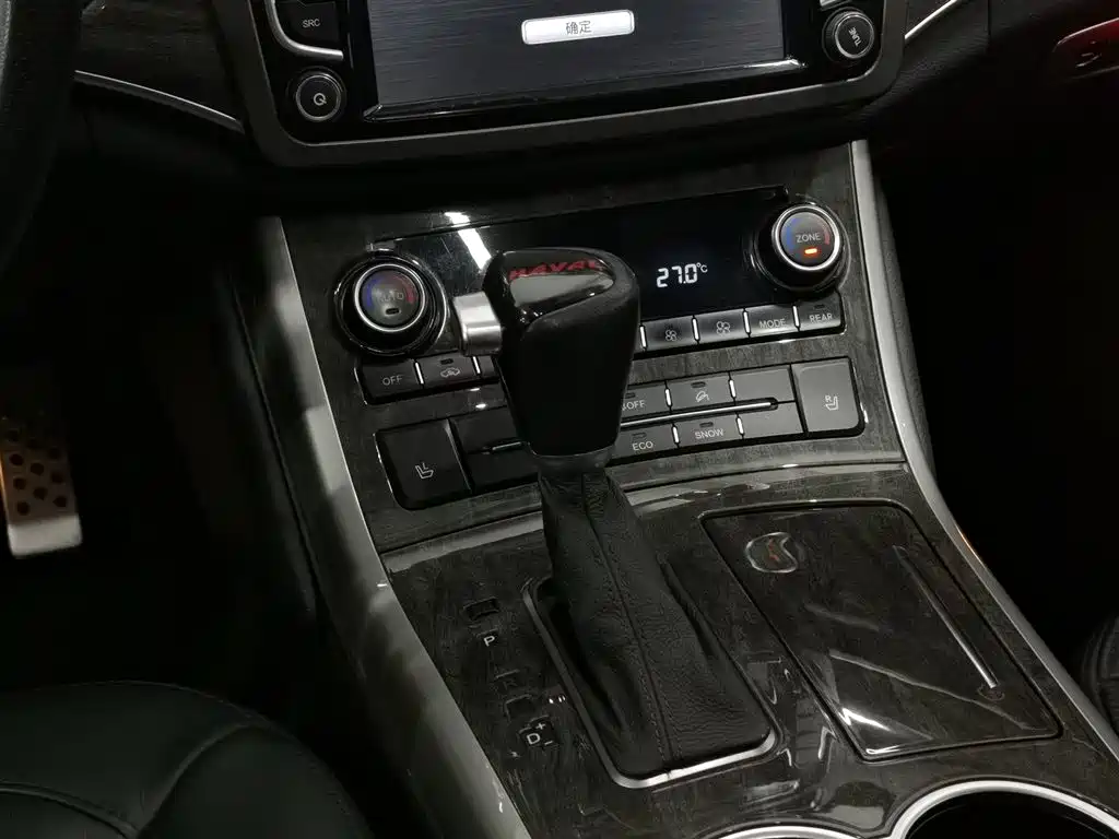 Haval H8 2016 — фото 13