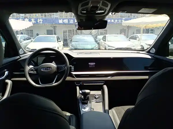 Geely Xingyue L 2024