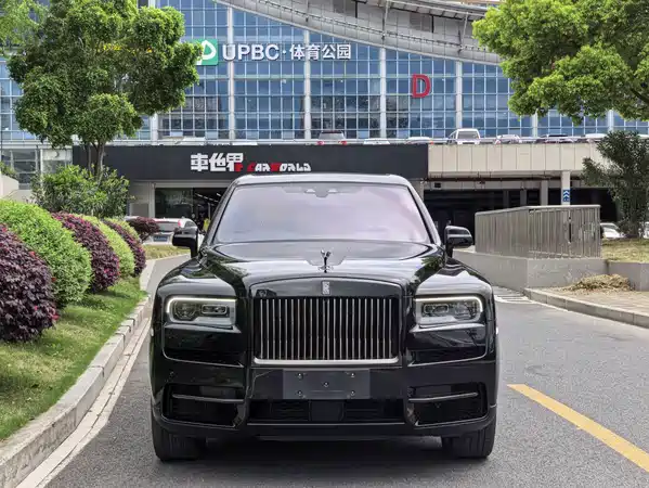 Rolls-Royce Cullinan 2020