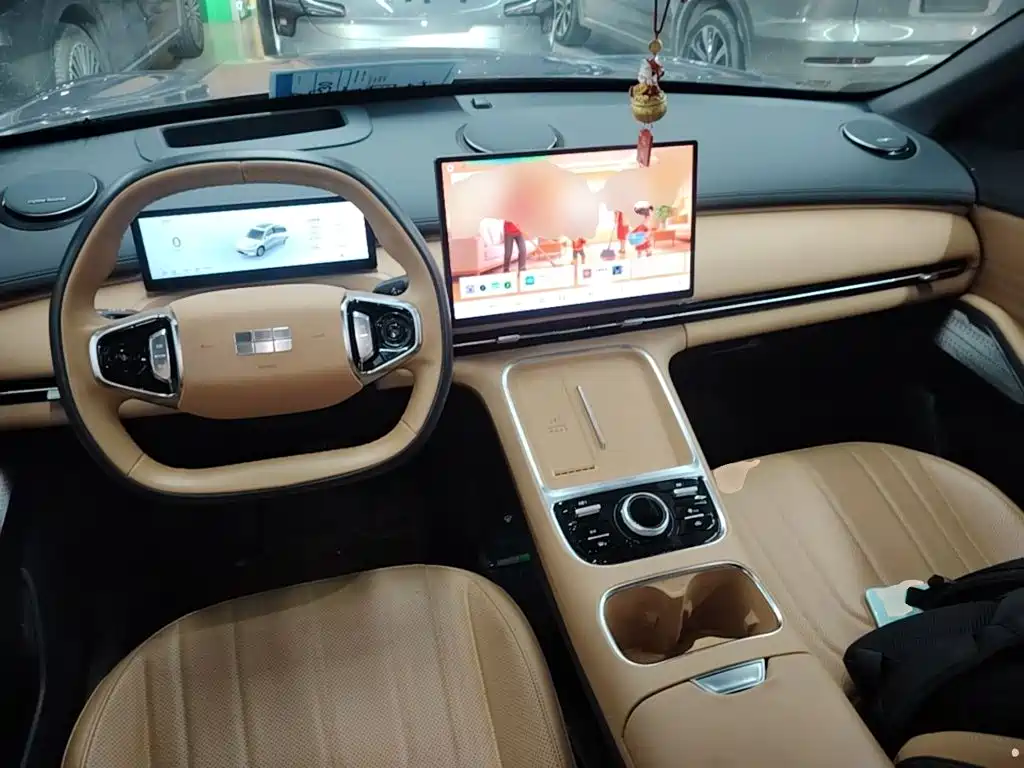 Geely Galaxy Starship 7 2024 — фото 10