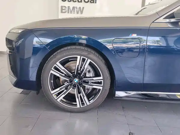 BMW i7 2026
