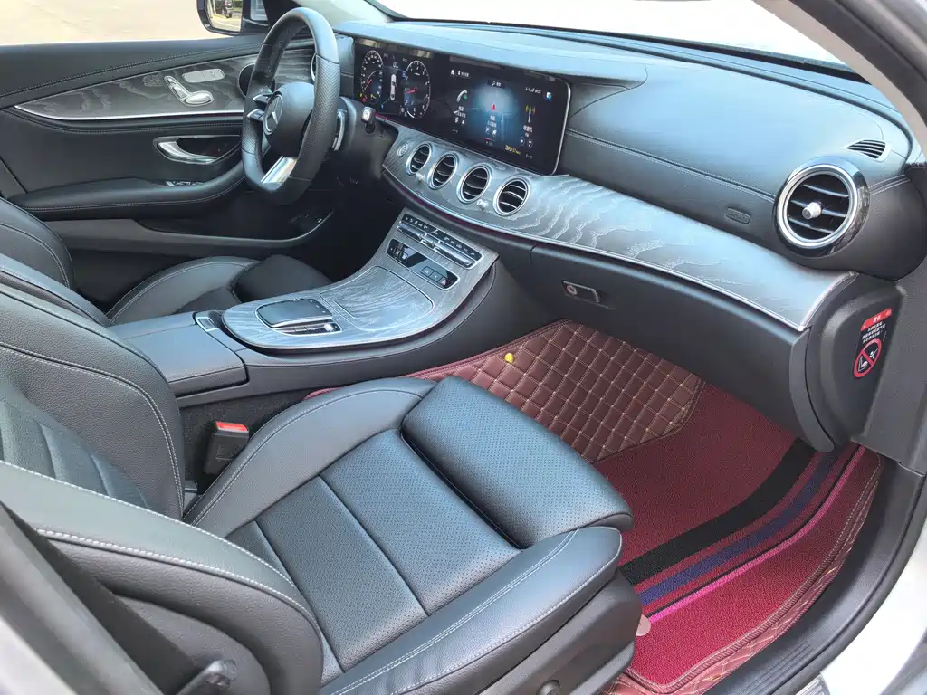 Mercedes-Benz E-Class 2022 — фото 10