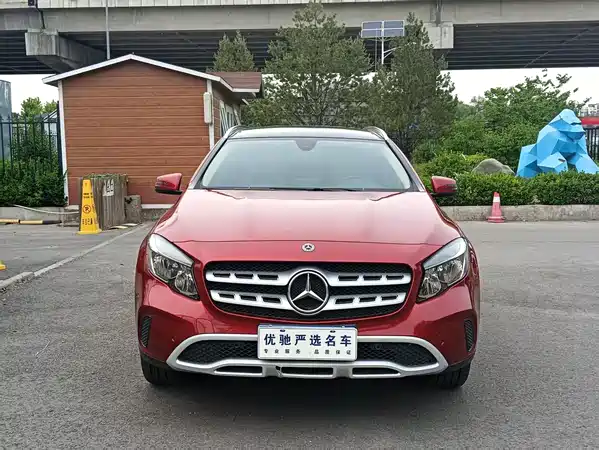 Mercedes-Benz GLA 2017