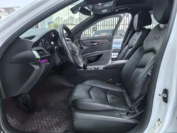 Cadillac CT6 2021