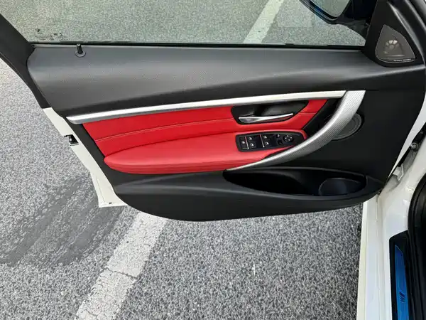BMW 3 Series 2019