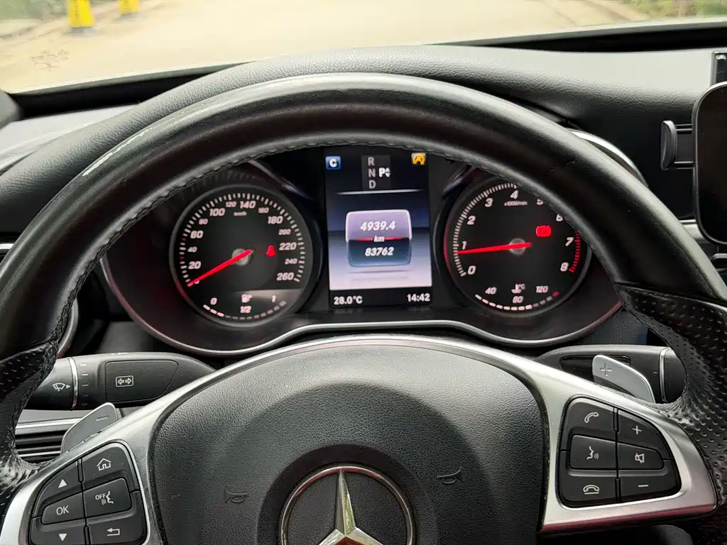 Mercedes-Benz C-Class 2016 — фото 15