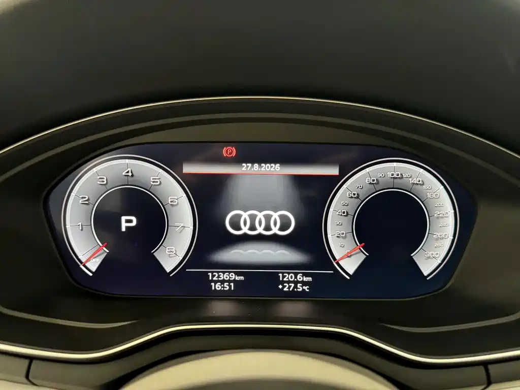 Audi A4L 2020 — фото 19