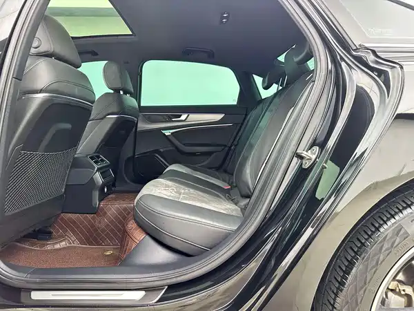 Audi A6L 2021