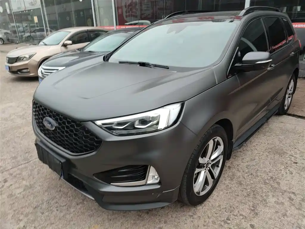 Ford Edge 2019 — фото 18