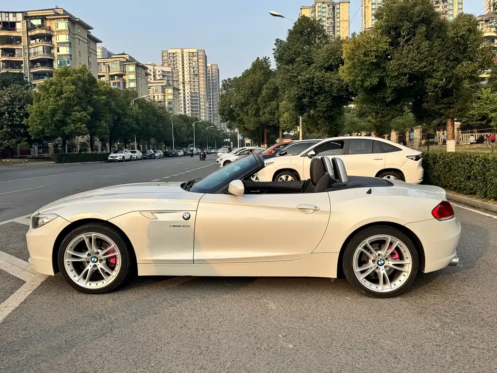 BMW Z4 2013 — фото 14
