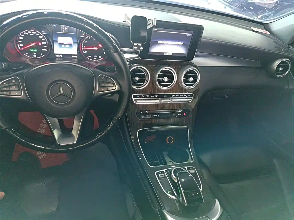 Mercedes-Benz GLC 2016 — фото 10