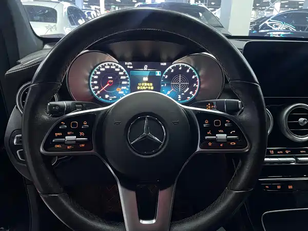 Mercedes-Benz GLC 2022