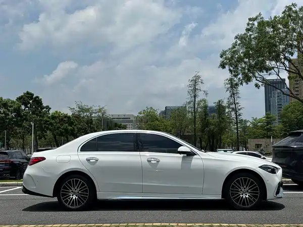 Mercedes-Benz C-Class 2026