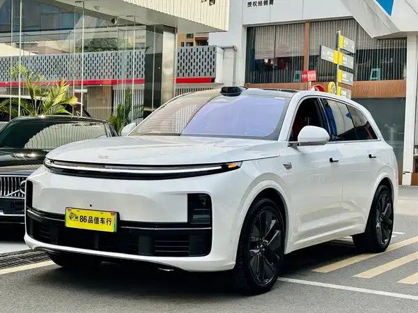 Li Auto L7 2025