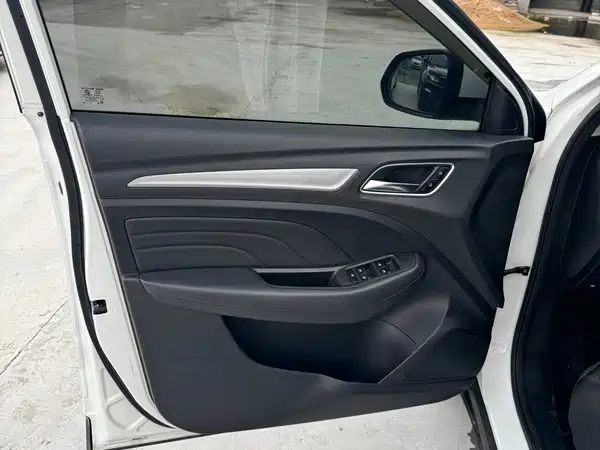 Roewe RX3 2018