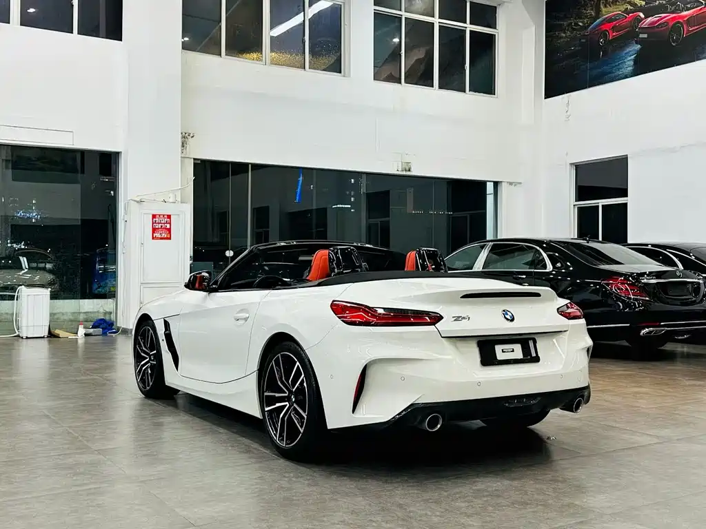 BMW Z4 2023 — фото 4