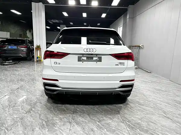 Audi Q3 2023