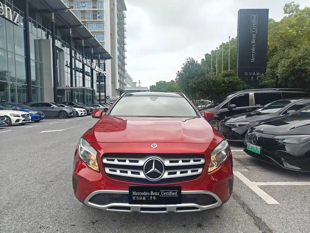 Mercedes-Benz GLA 2018 — фото 2