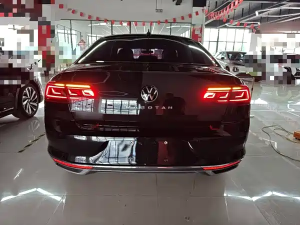 Volkswagen Magotan 2021