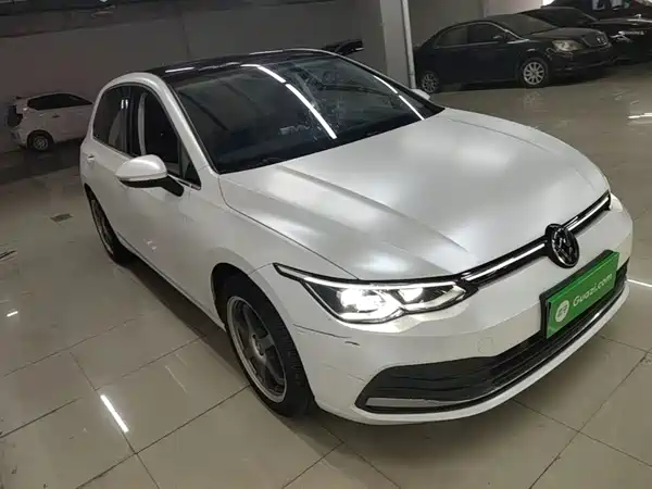 Volkswagen Golf 2022