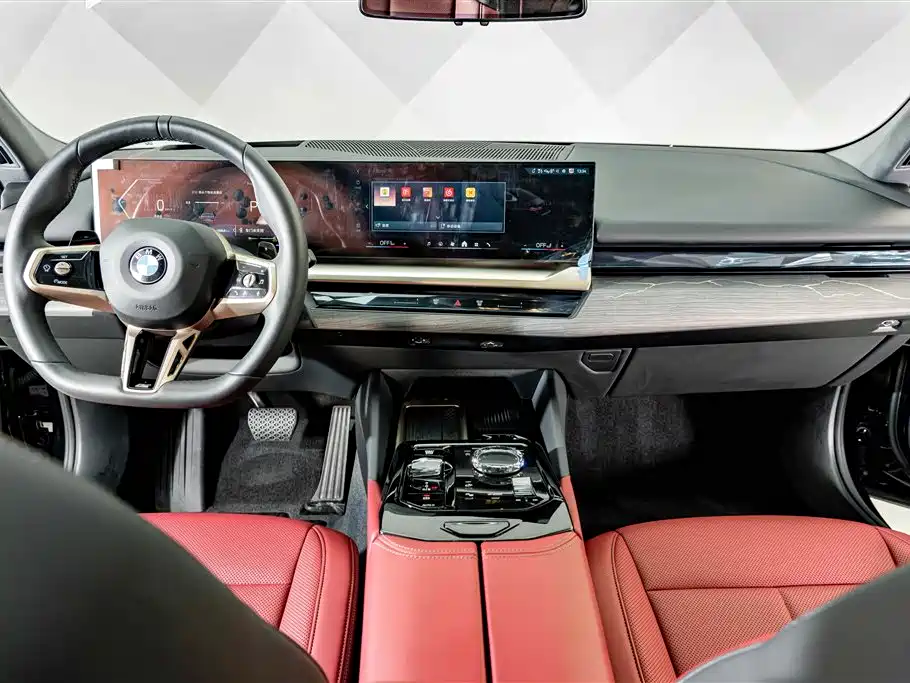 BMW 5 Series 2026 — фото 14