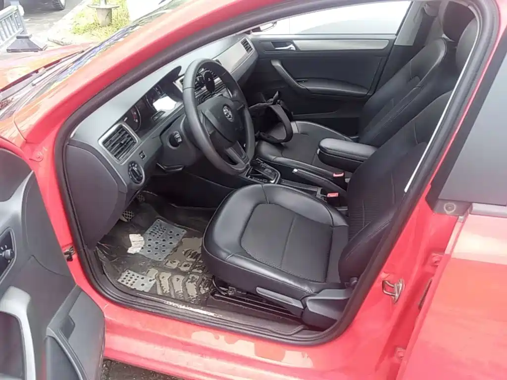 Skoda Rapid Spaceback 2014 — фото 15