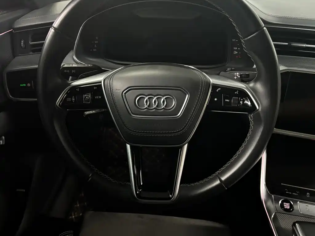 Audi A6L 2024 — фото 4