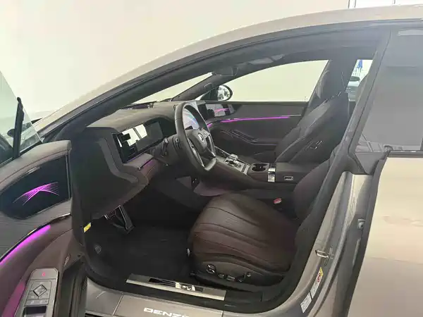 Denza Z9GT 2025