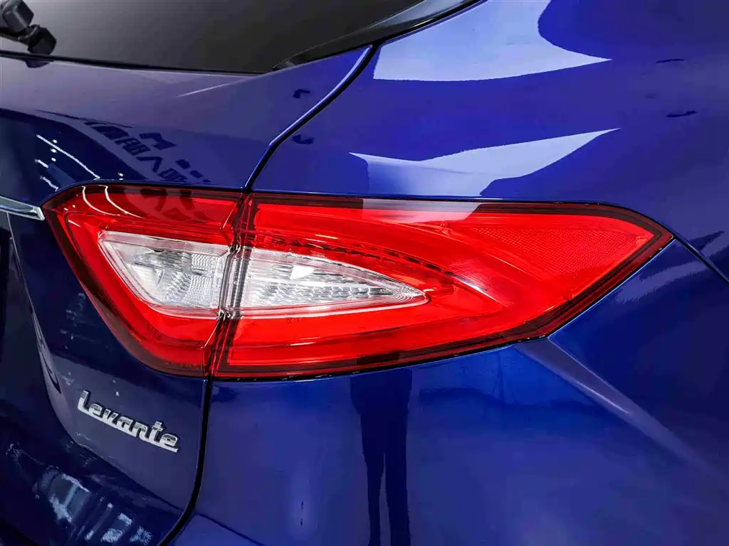 Maserati Levante 2021 — фото 9