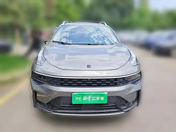 Lynk & Co 01 2022