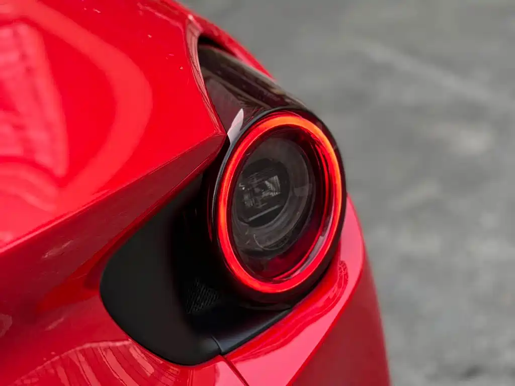 Ferrari Portofino 2019 — фото 15