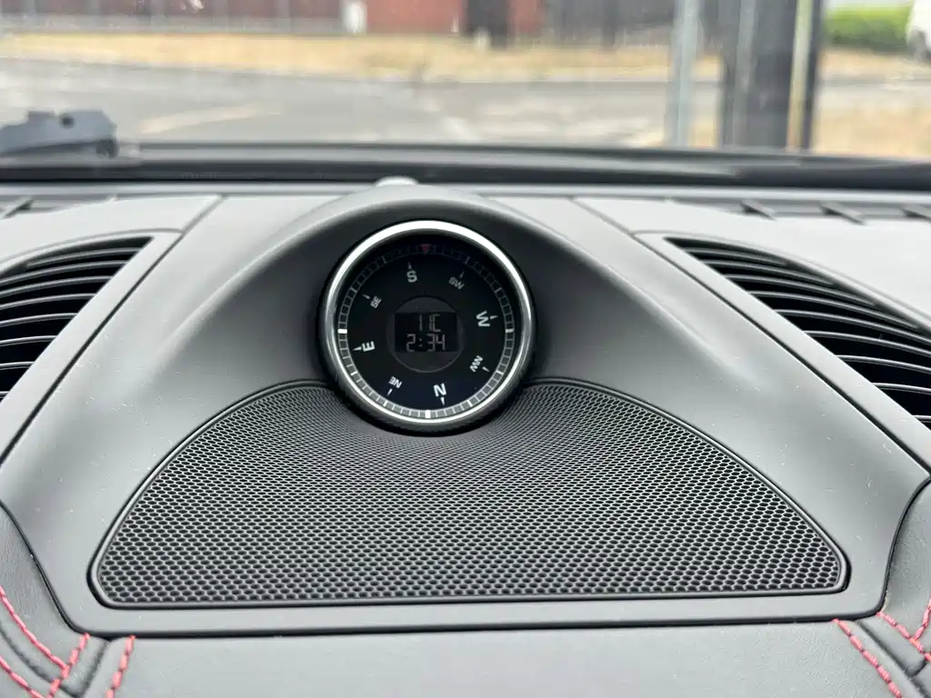 Porsche Cayenne 2018 — фото 12
