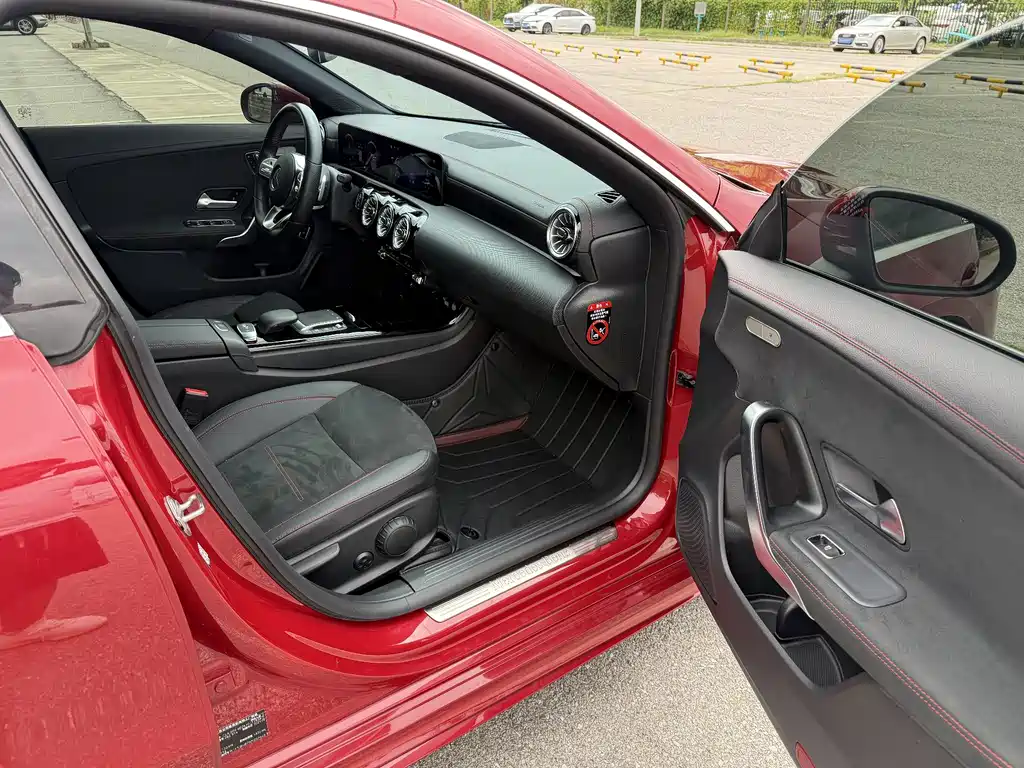 Mercedes-Benz CLA 2022 — фото 12