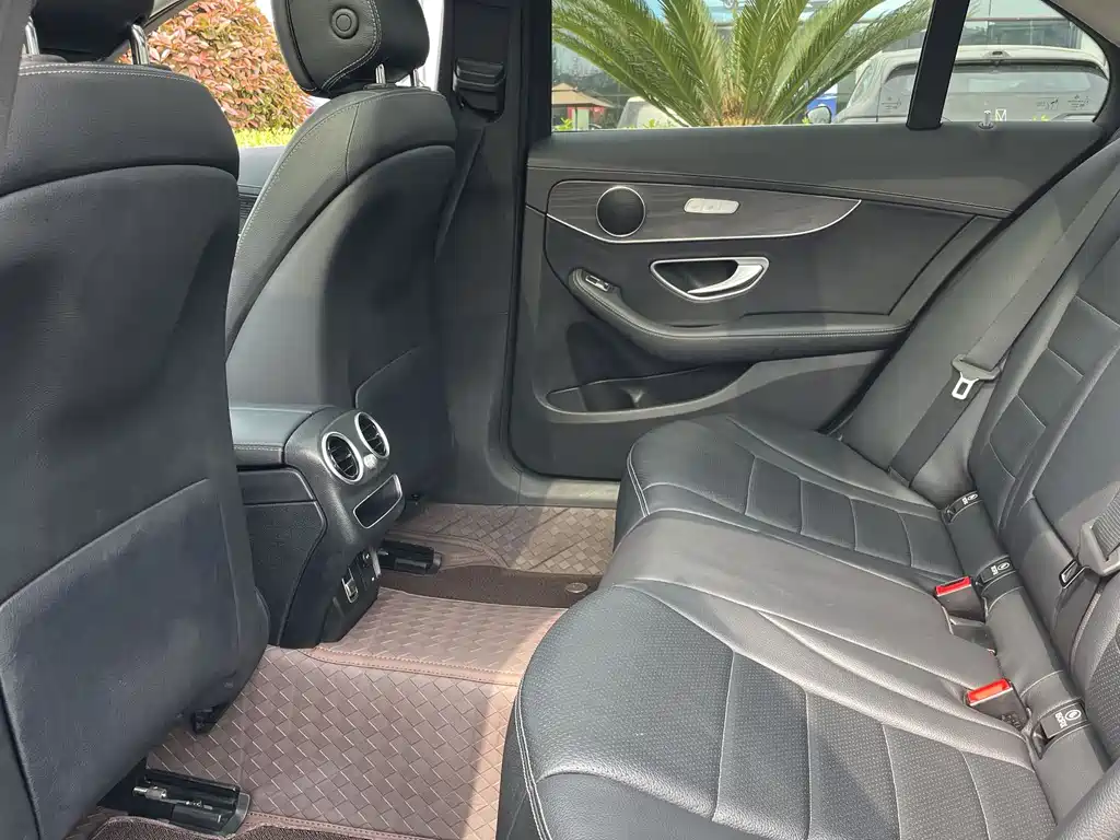 Mercedes-Benz C-Class 2021 — фото 15