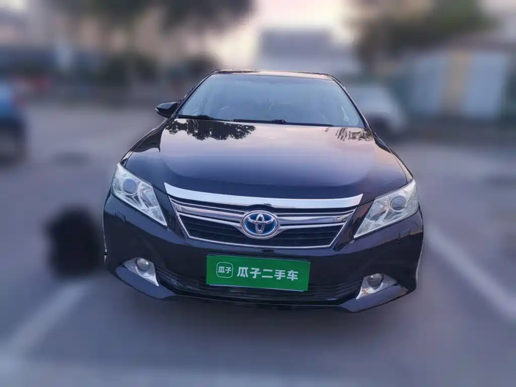Toyota Camry 2014 — фото 24