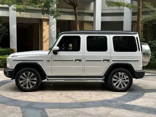 Mercedes-Benz G-Class 2023