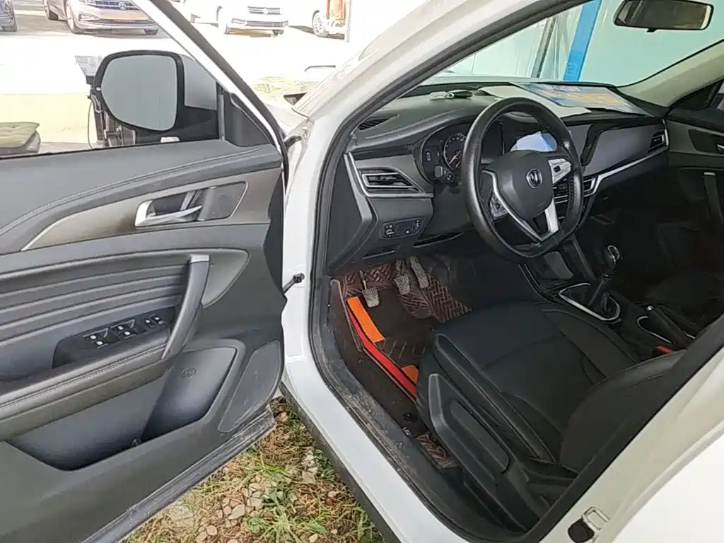 Changan CS35PLUS 2023 — фото 16