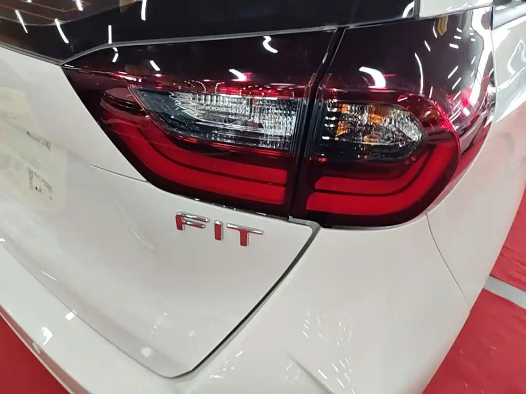 Honda Fit 2022 — фото 8