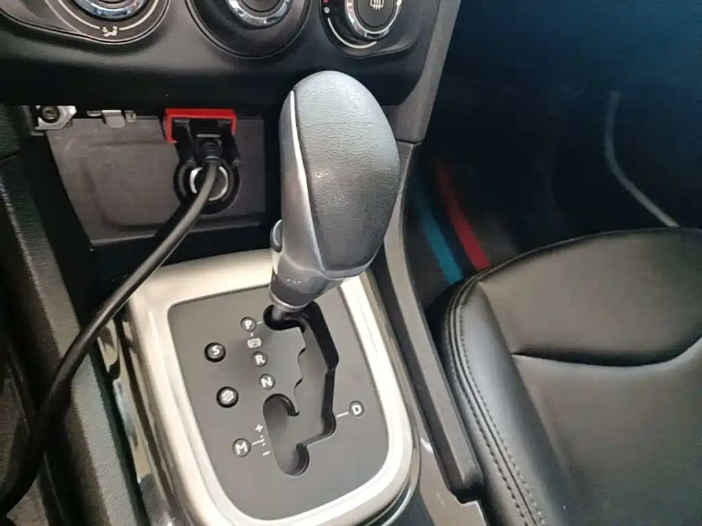 Citroën C4L 2015 — фото 14