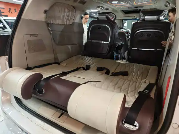 Buick GL8 2021
