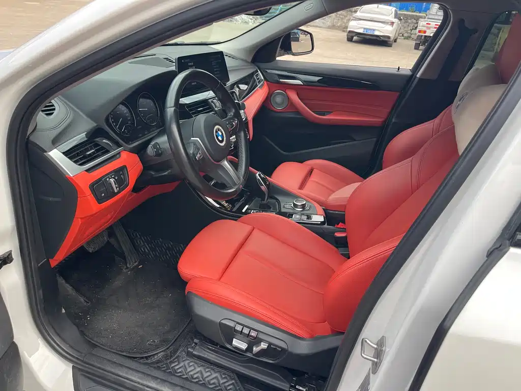 BMW X2 2022 — фото 9