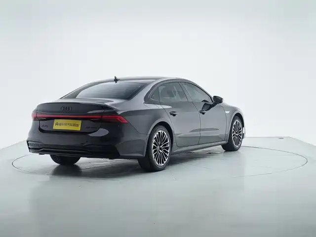 Audi A7L 2024 — фото 10